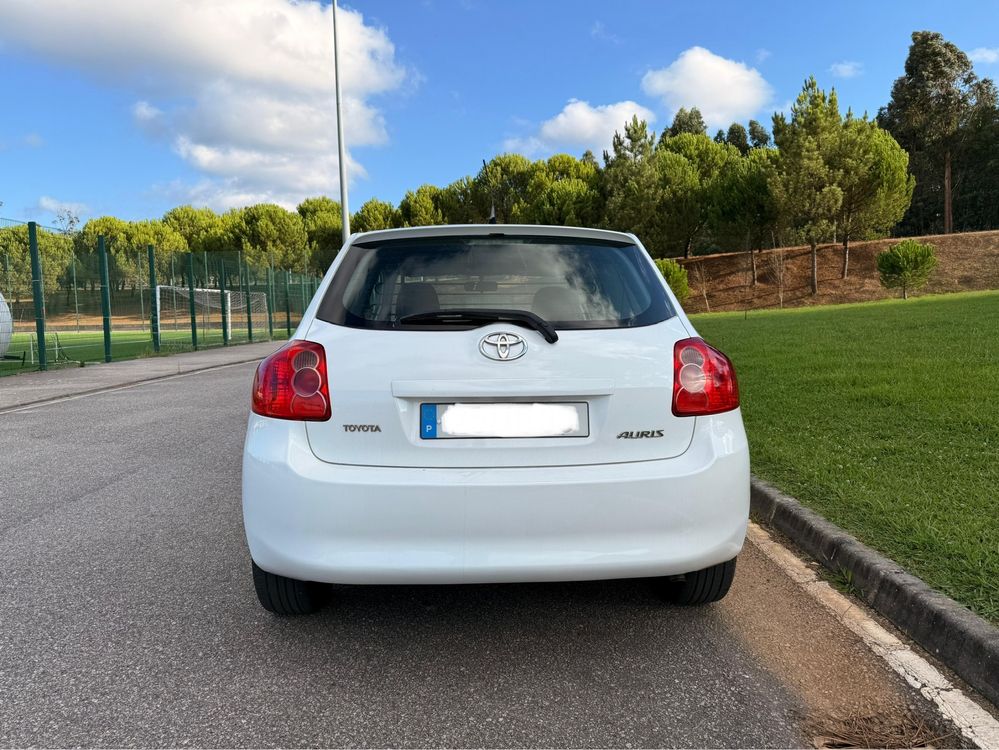 Toyota Auris 1.4 D4D - Comercial