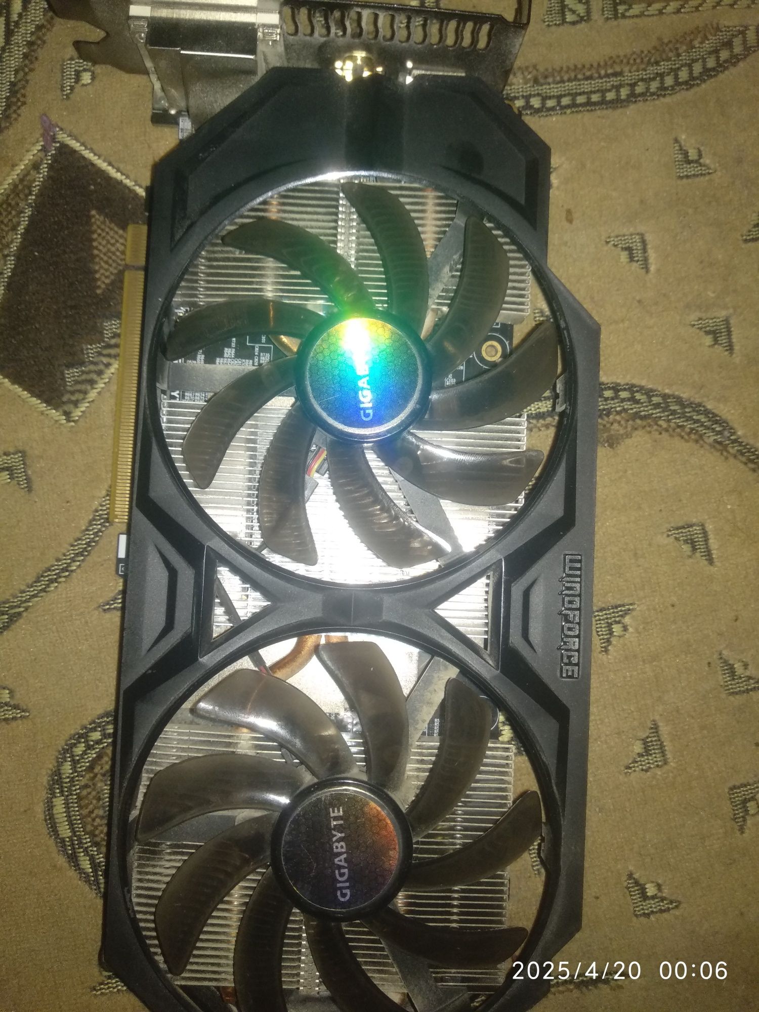 GIGABYTE gtx 760 2gb 256 bit