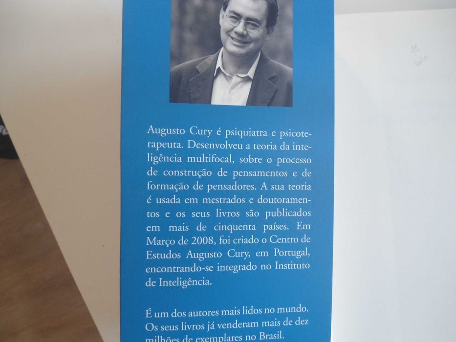 O Vendedor de Sonhos e a Revolução dos Anónimos-Augusto Cury