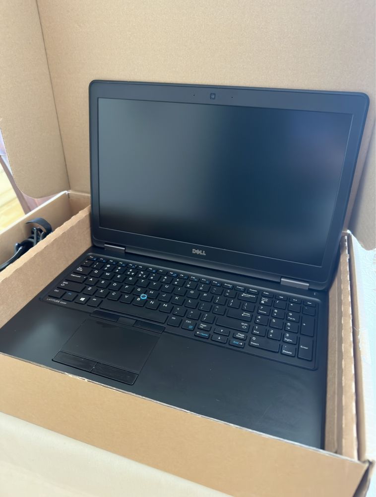 Dell Latitude E5550