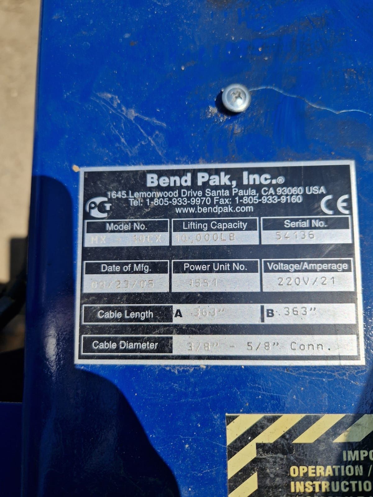 Podnośnik dwukolumnowy hydrauliczny 4.5t