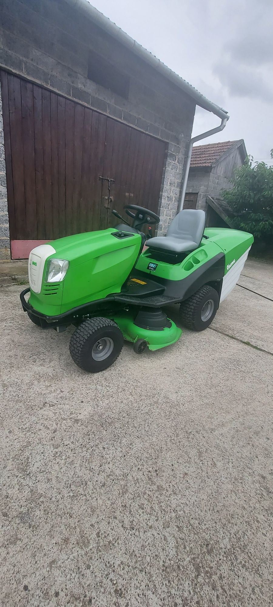 Traktorek kosiarka Viking T6 17,5 km Briggs&stratton pompa