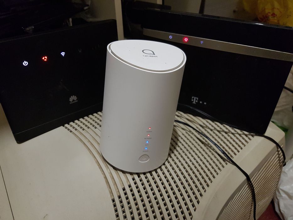 Internet LTE 4G na kartę SIM Modem Router Huawei B525S-23a WiFi