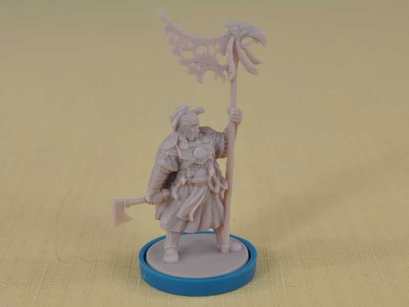 BLOOD RAGE: oryginalna figurka Jarla z klanu Kruka