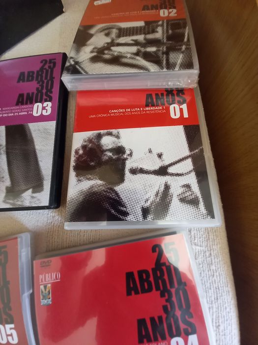 DVD Colecção 25 Abril - 30 Anos Completo ainda selado e com caixa