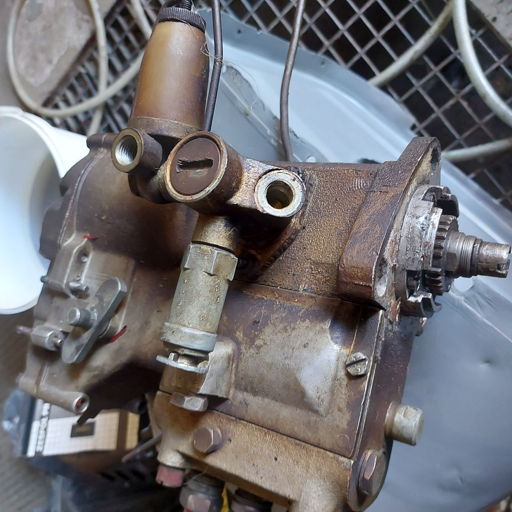 Zetor pompa wtryskowa 4 cylindry