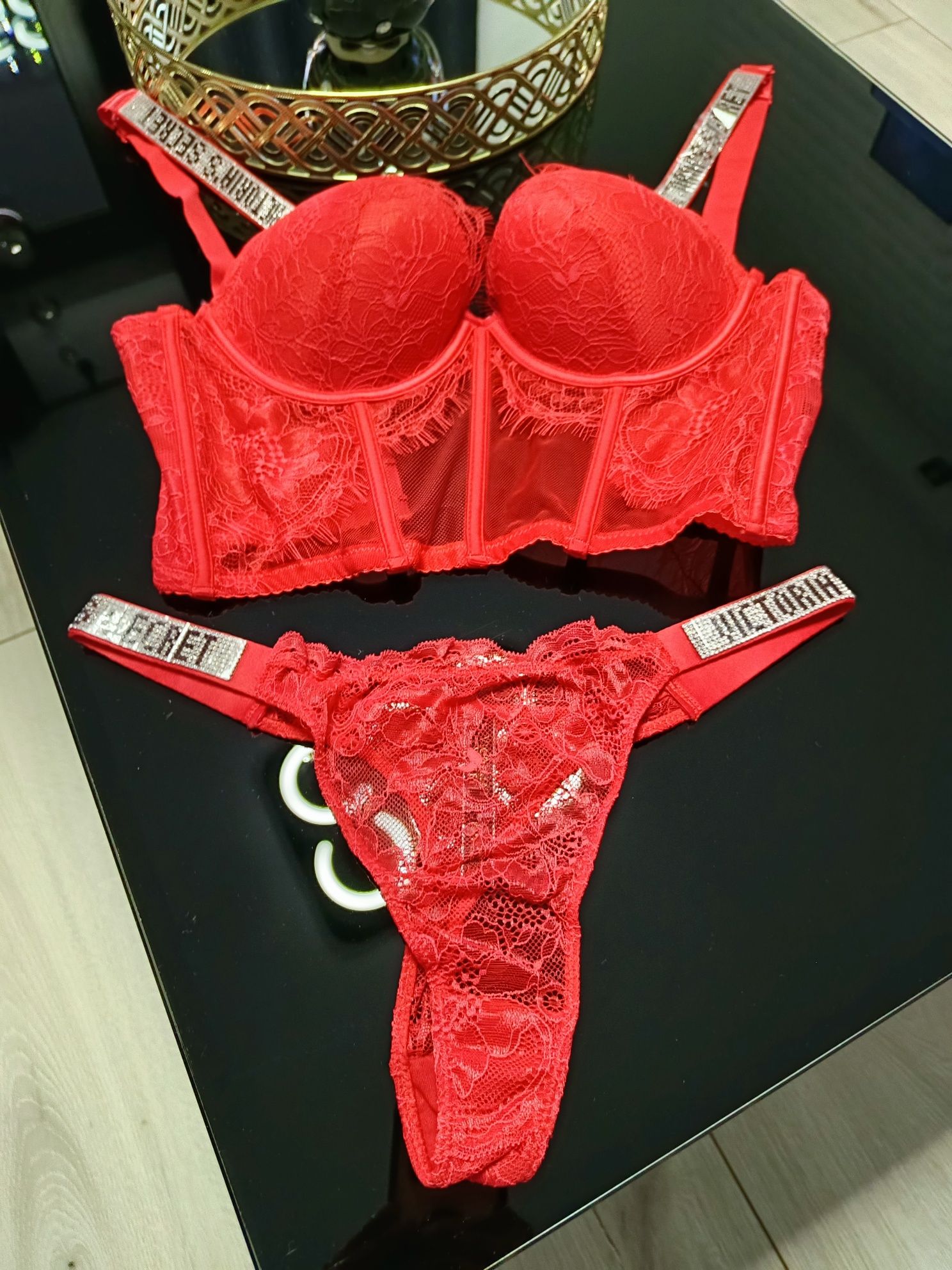 Zestaw bielizny gorset Victoria'S Secret Brazylian 75B