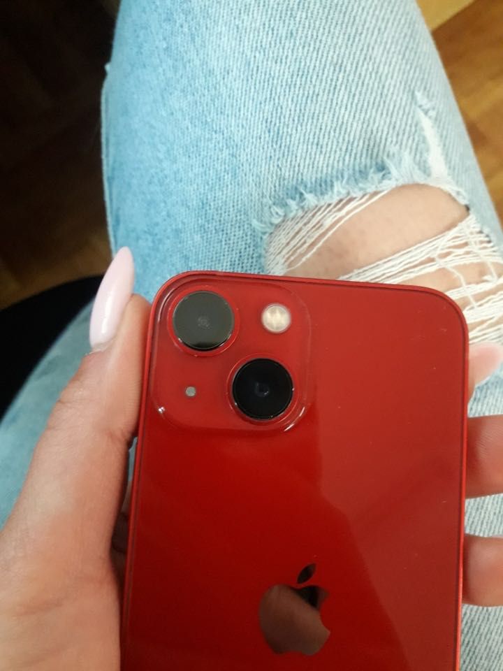 iPhone 13 MINI czerwony