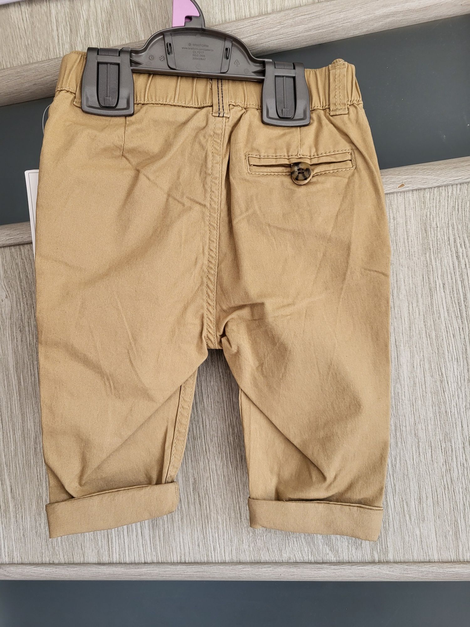 Spodnie dla chłopca 6-9m Mothercare