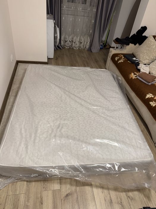 Матрас звичайний 160/200