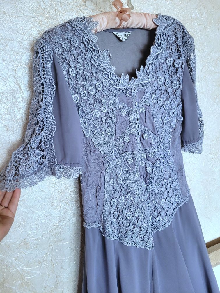 Zjawiskowa sukienka maxi vintage style Baby Blue kornka gipiura grey u