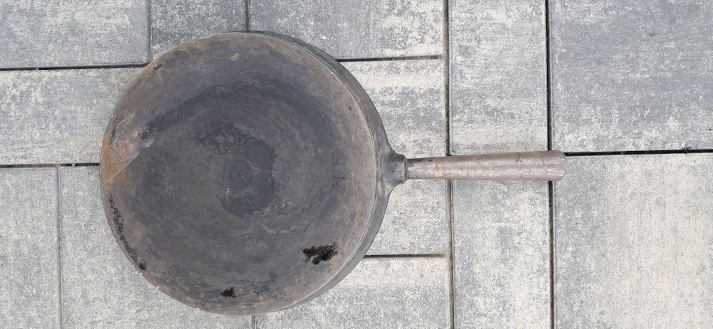 Patelnia żeliwna Szwecja