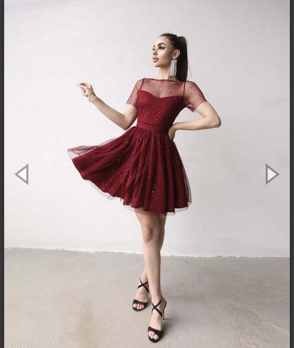 Святкова сукня в блискітки