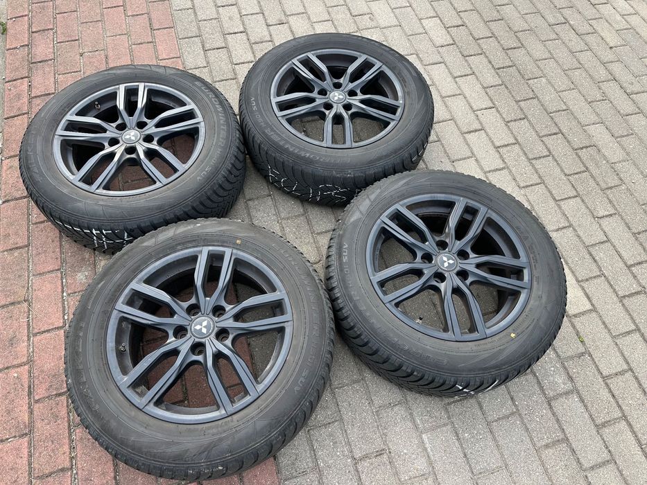 Koła Mitsubishi  215/65/17" Opony Zima FALKEN