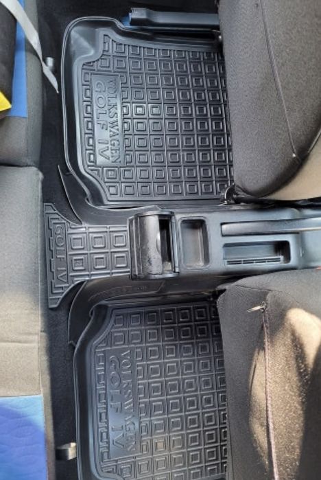 Коврики в салон на всі авто, коврики в багажник! Є на всі марки авто!
