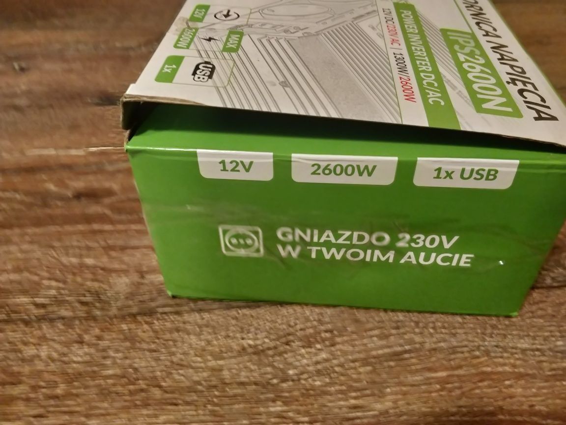 Перетворювач напруги Volt Polska IPS 2600 N 24/230V (1300/2600W)