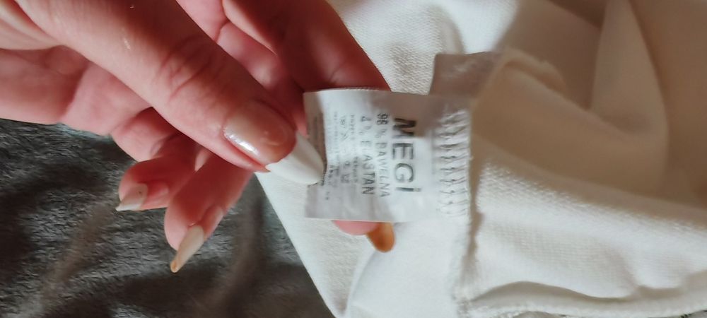 Biało śmietankowa bluzka