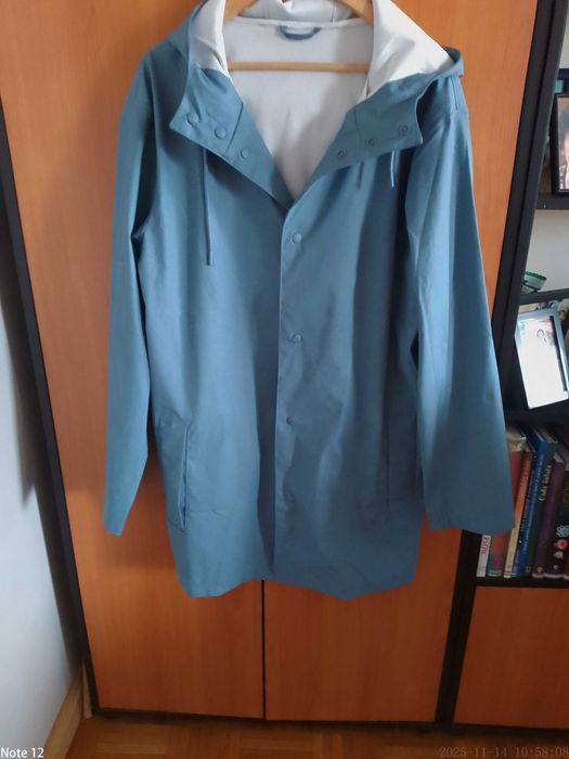 Płaszcz przeciwdeszczowy damski