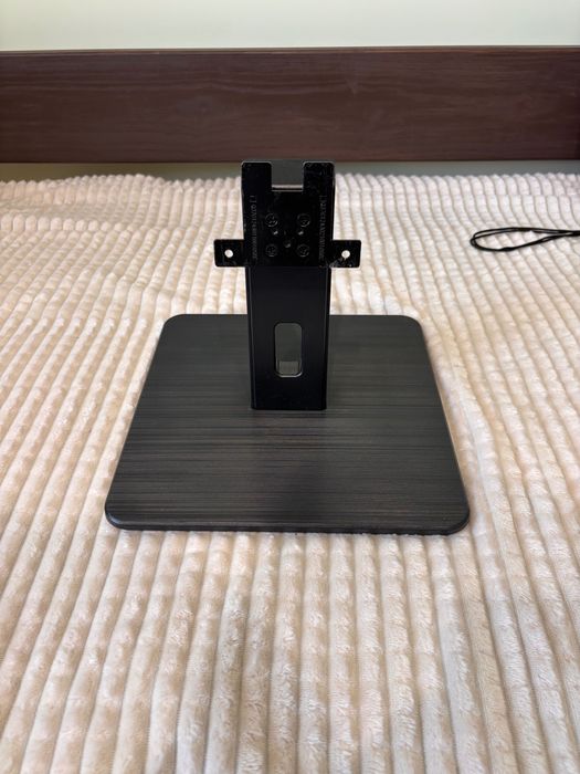 Кронштейн для монітора