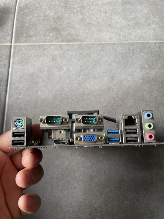 ECS KAM1-I (V1.0) материнська плата