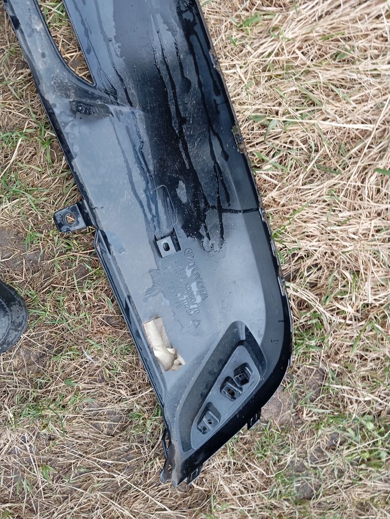 Spoiler dokładka zderzaka tył tylnego Toyota Yaris IV 4 Oryginał