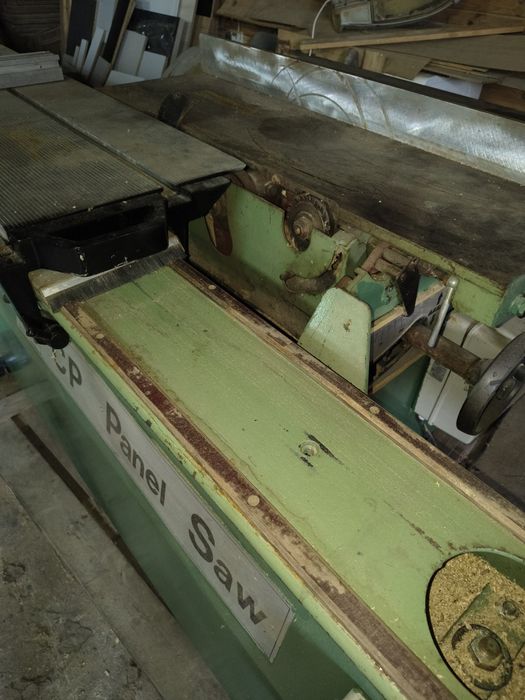 Piła formatowa z podcinakiem