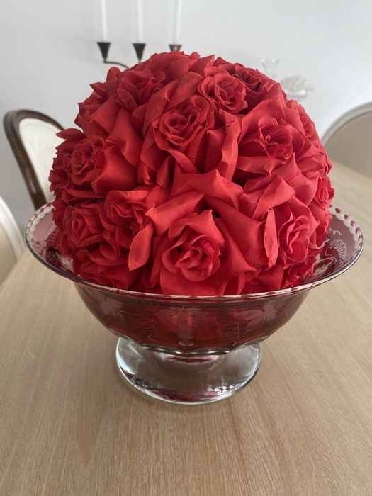 Bola de rosas decorativa