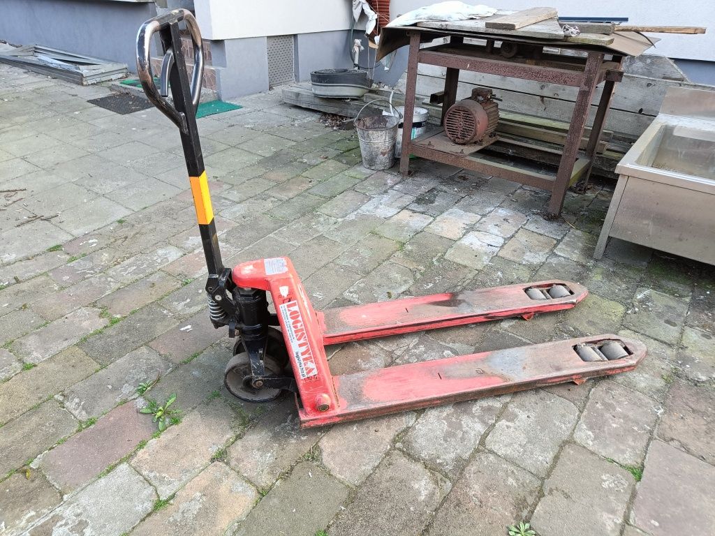 Wózek paletowy paleciak