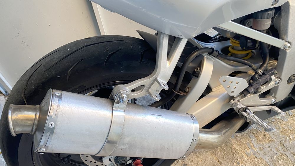 Yamaha YZF R6 (RJ03) de maio 2000