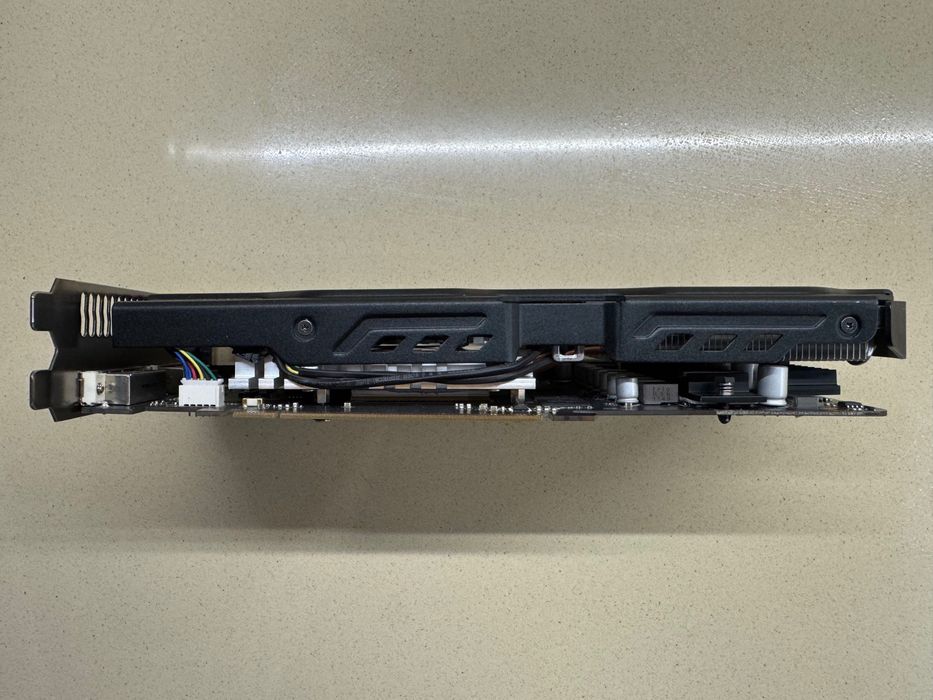 Відеокарта Asus GeForce GTX 560 DCII