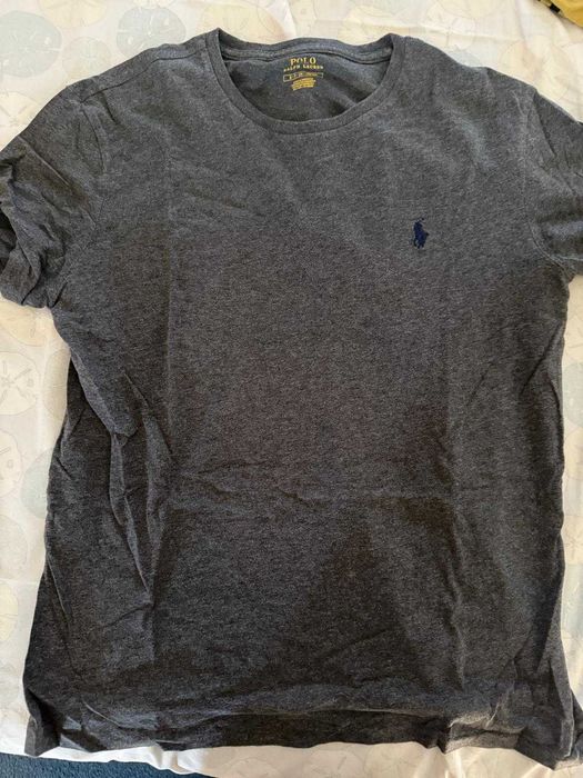 T-shirts originais S/M — Levi’s, Timberland, Mike Davis, Vans, outros