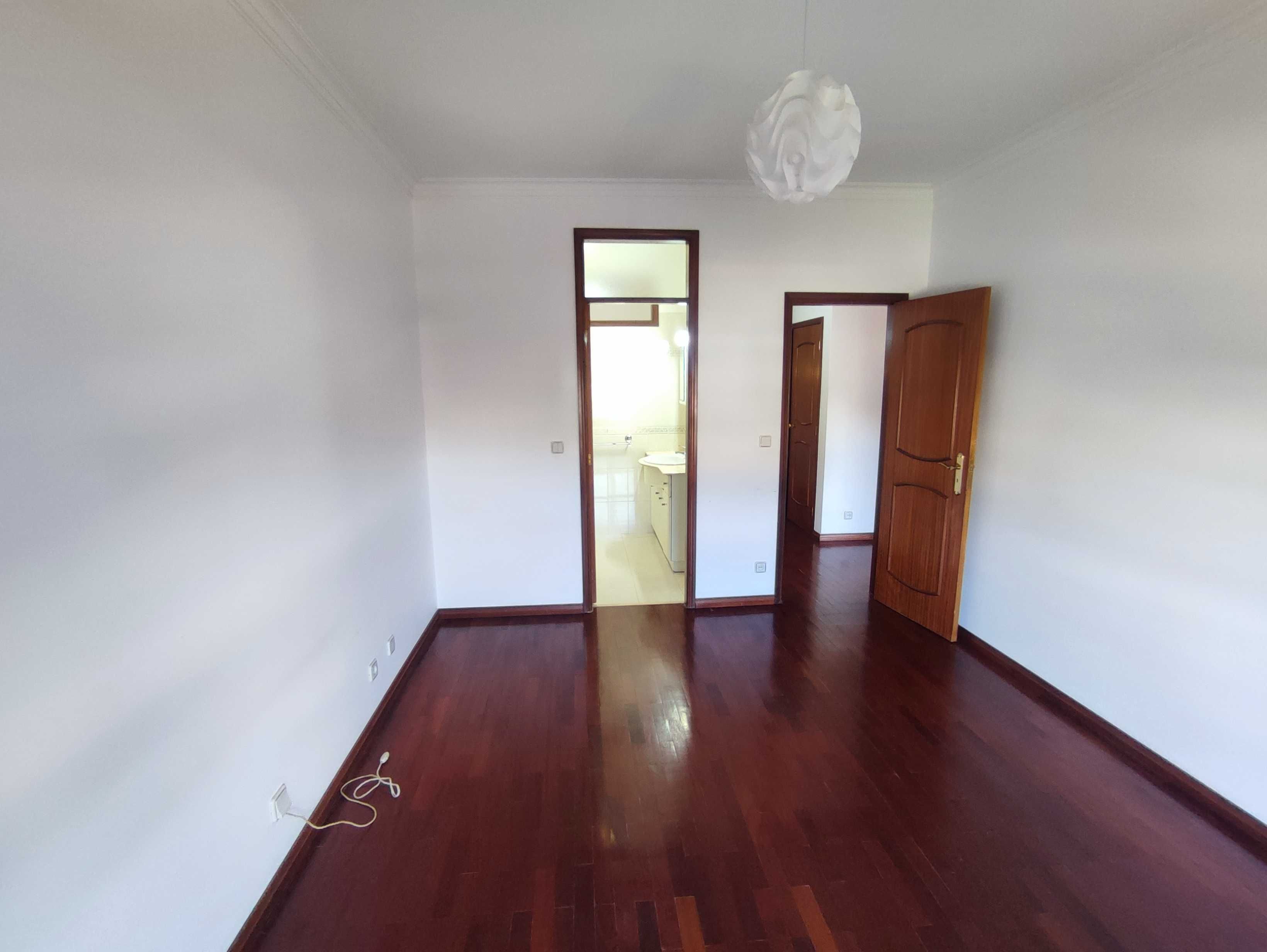 apartamento T3 para arrendar