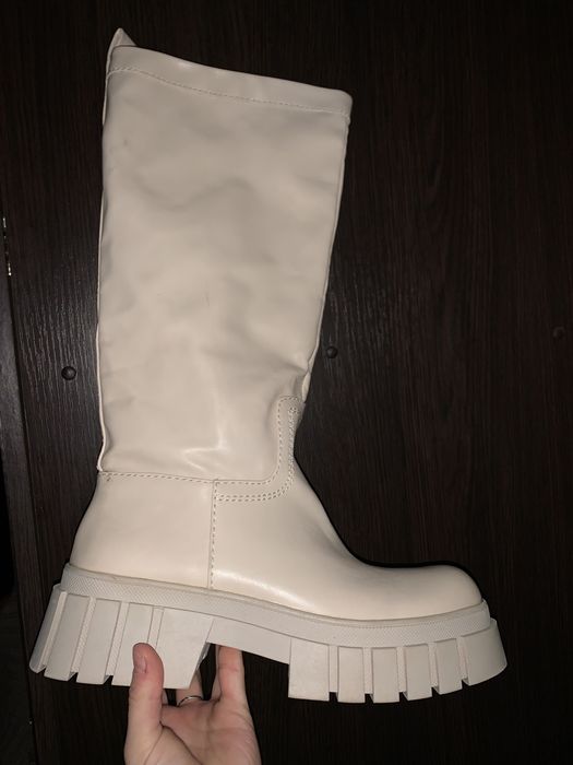 Жіночі чоботи, ботфорти Zara