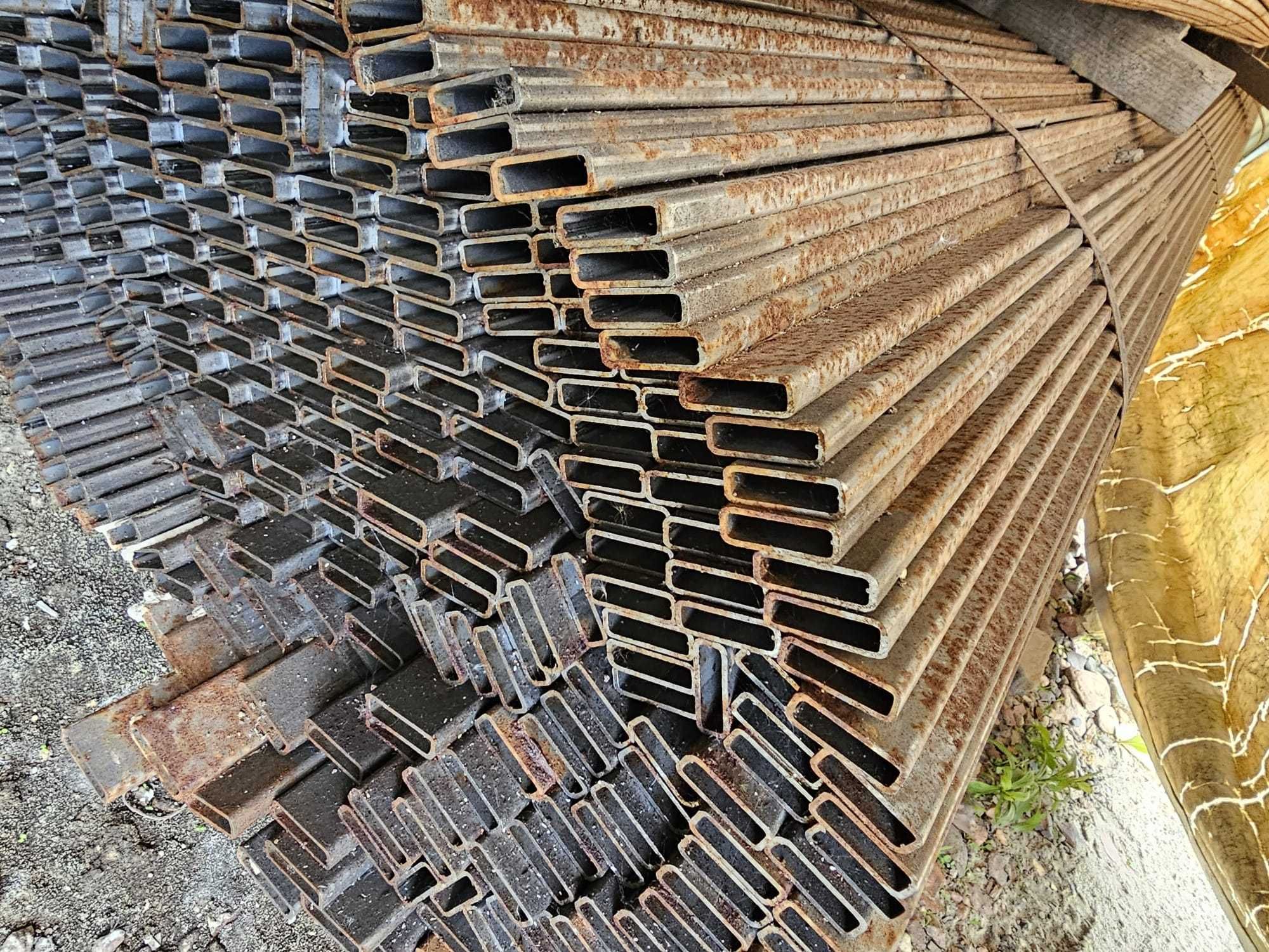 profil stalowy  30x10x1,5mm L6000 zamknięty, balustrada, ogrodzenie