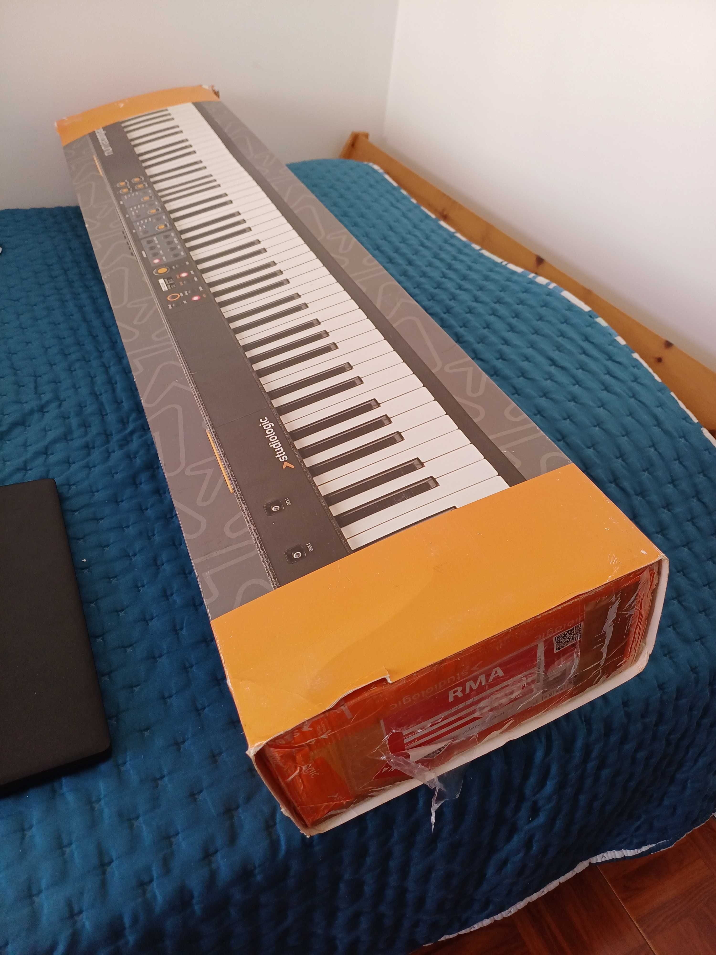 Piano Digital Studiologic Numa Compact 2