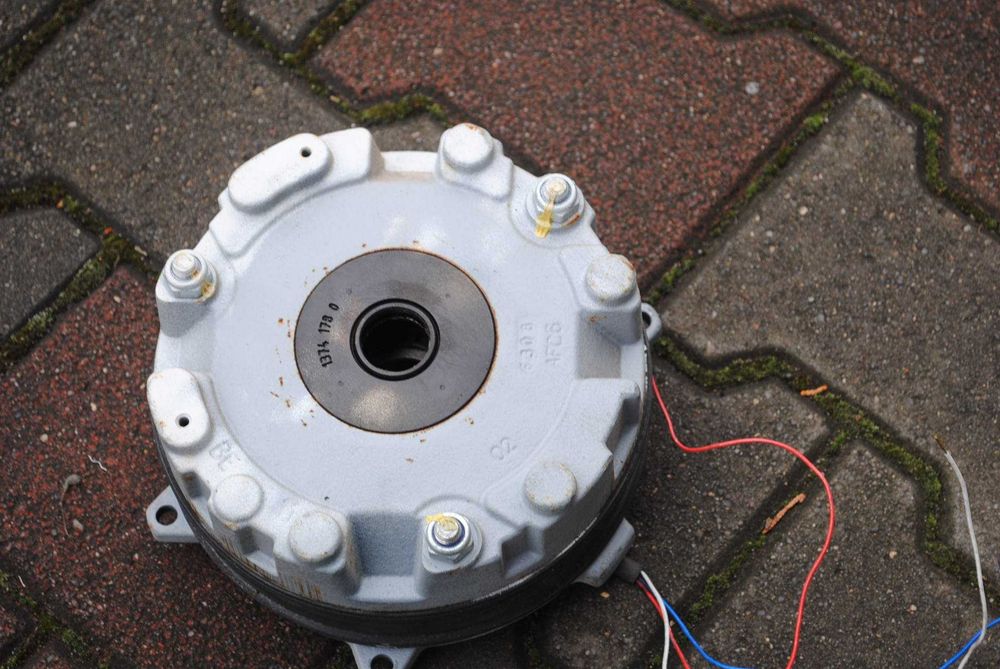 HAMULEC silnika elektrycznego. BE11A . 400V. SEW. 80NM.