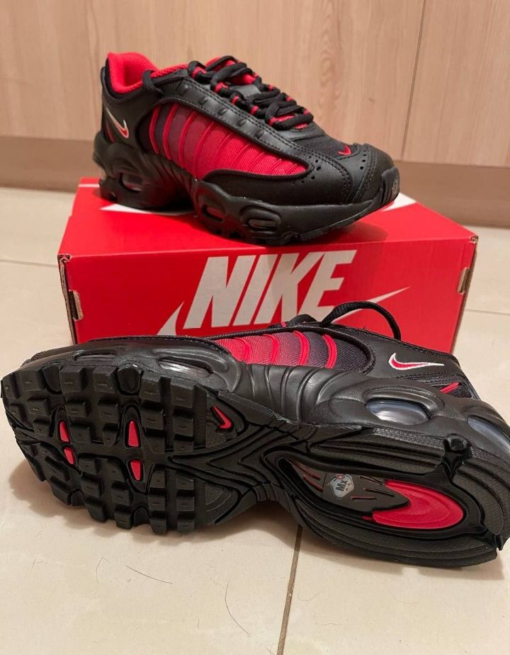 Кроссовки Nike Air Max Tailwind iv,женские 
Разм