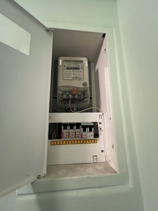 Двокімнатна квартира з автономним газовим опаленням.