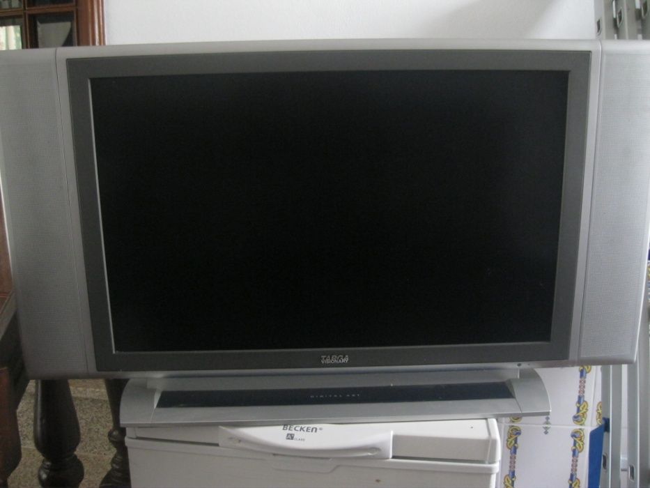 Televisões, Grundig (antiga), Mitsai e Targa!