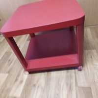 Stolik z kółkami IKEA czerwony