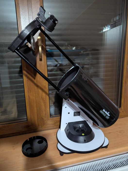 Teleskop Sky-Watcher Virtuoso GTi 150p/750 WiFi plus dodatki