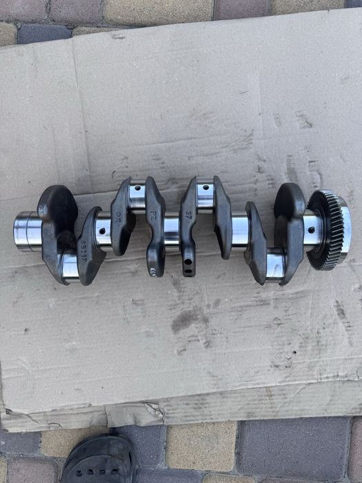 Продам Колінвал ом 651