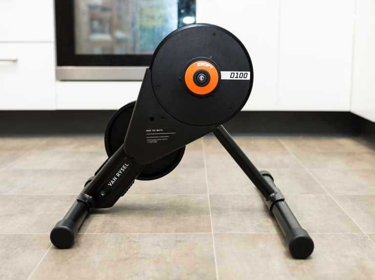 Rolo de Treino de Bicicleta D100 com "Zwift Cog and Click"