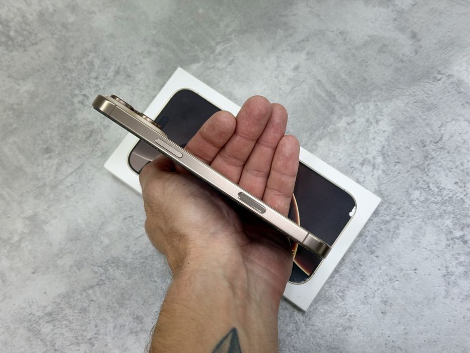 Iphone 16 Pro max / 256 gb / Desert titanium