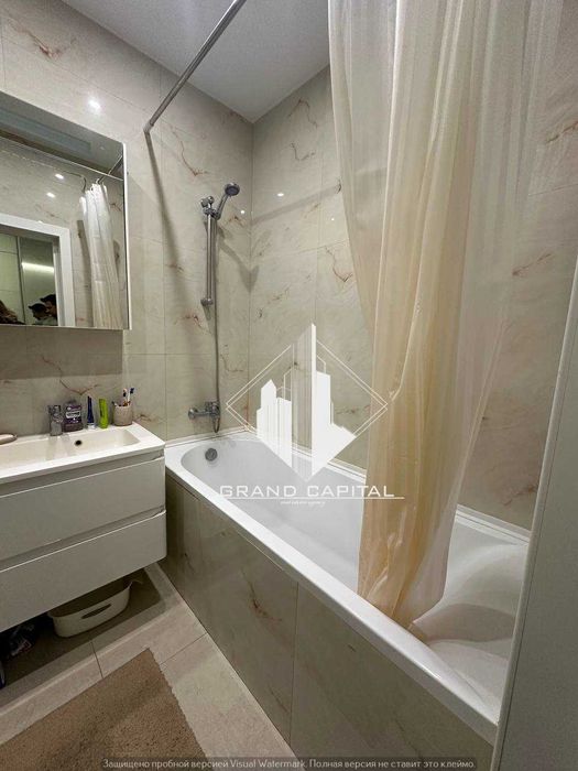 Продам ВИДОВУ 1к квартиру ЖК Каховська/ метро Лівобережна /ГЕНЕРАТОР