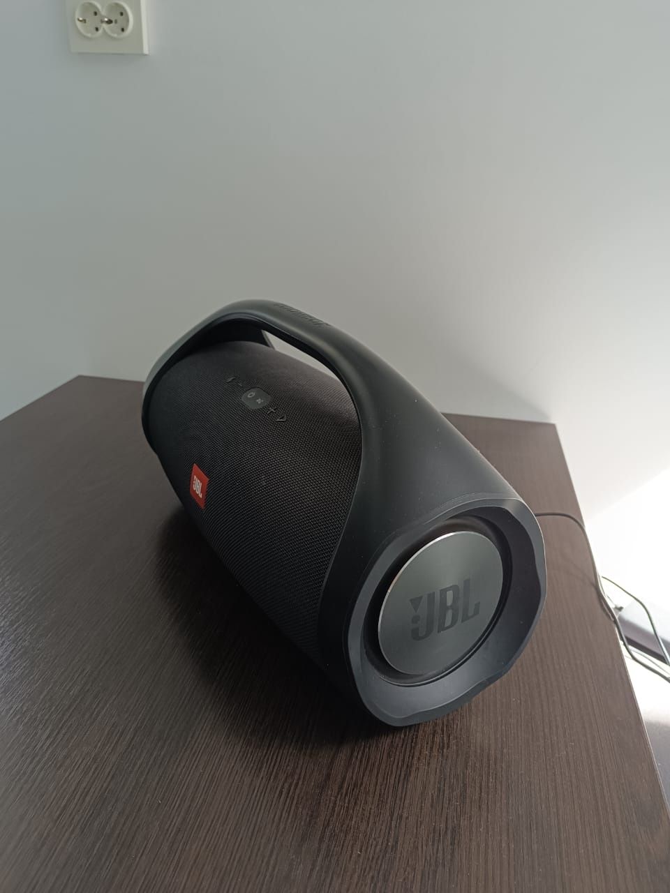 Jbl - Boombox  Бумбокс