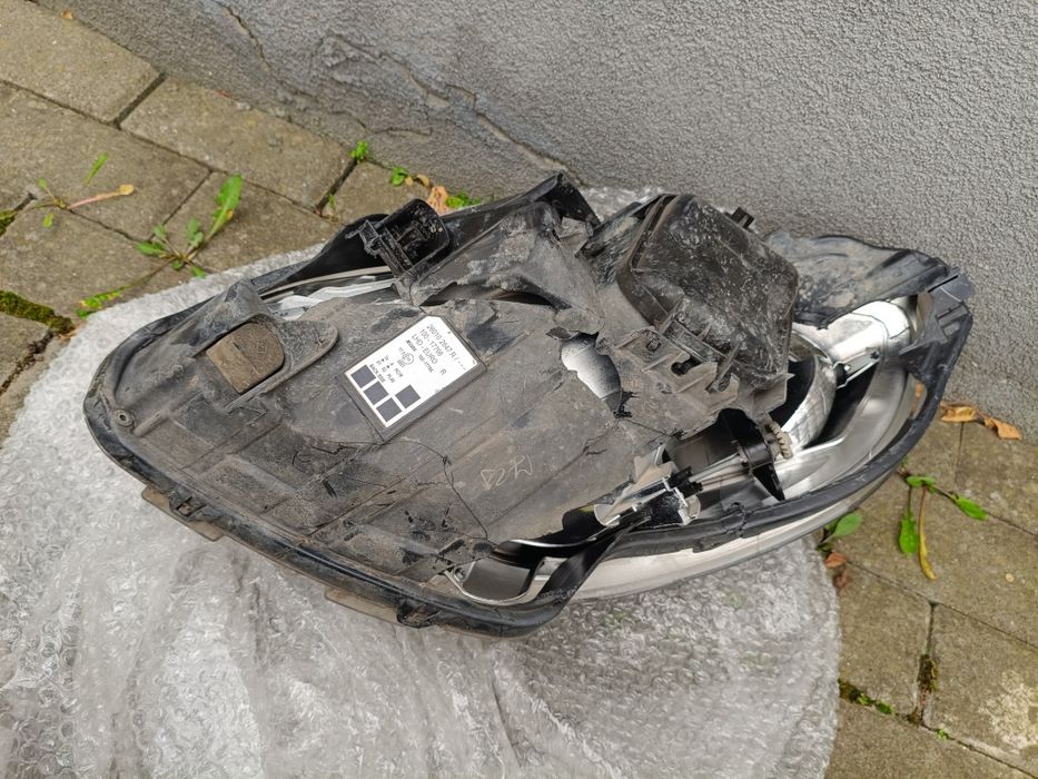 Фара передня Кенго 2 права Октавія А5 ліва