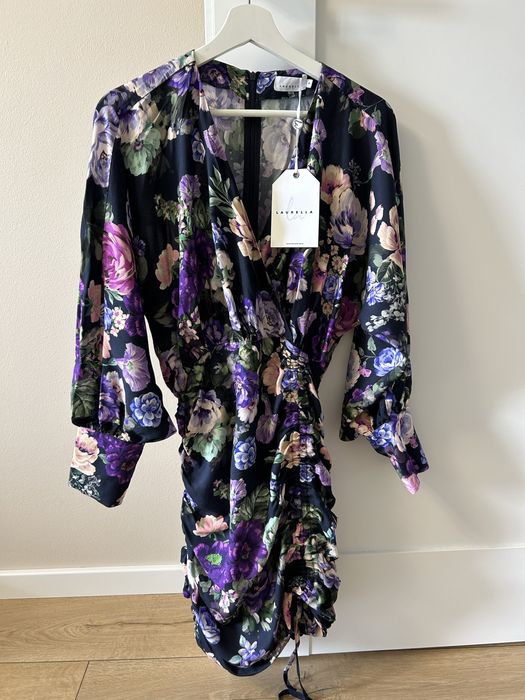 Nowa sukienka Laurella S