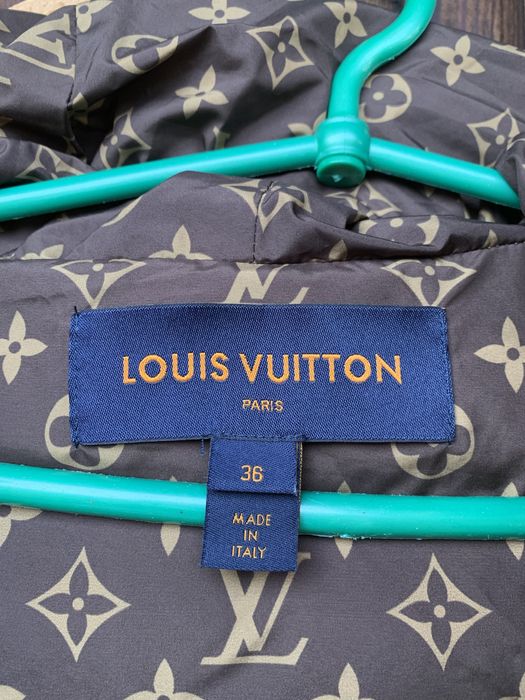 Жилетка Louis Vuitton Caramel Hooded Padded Vest- DMC