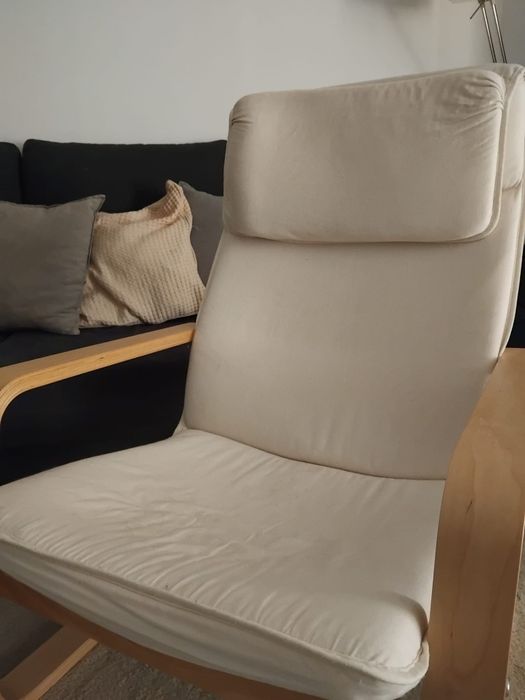 Cadeirão beje IKEA